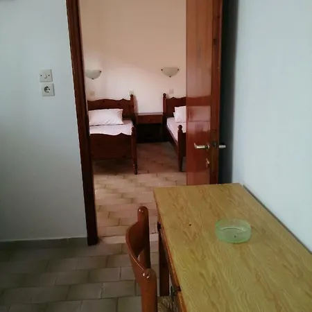 شقة فندقية Maria & *